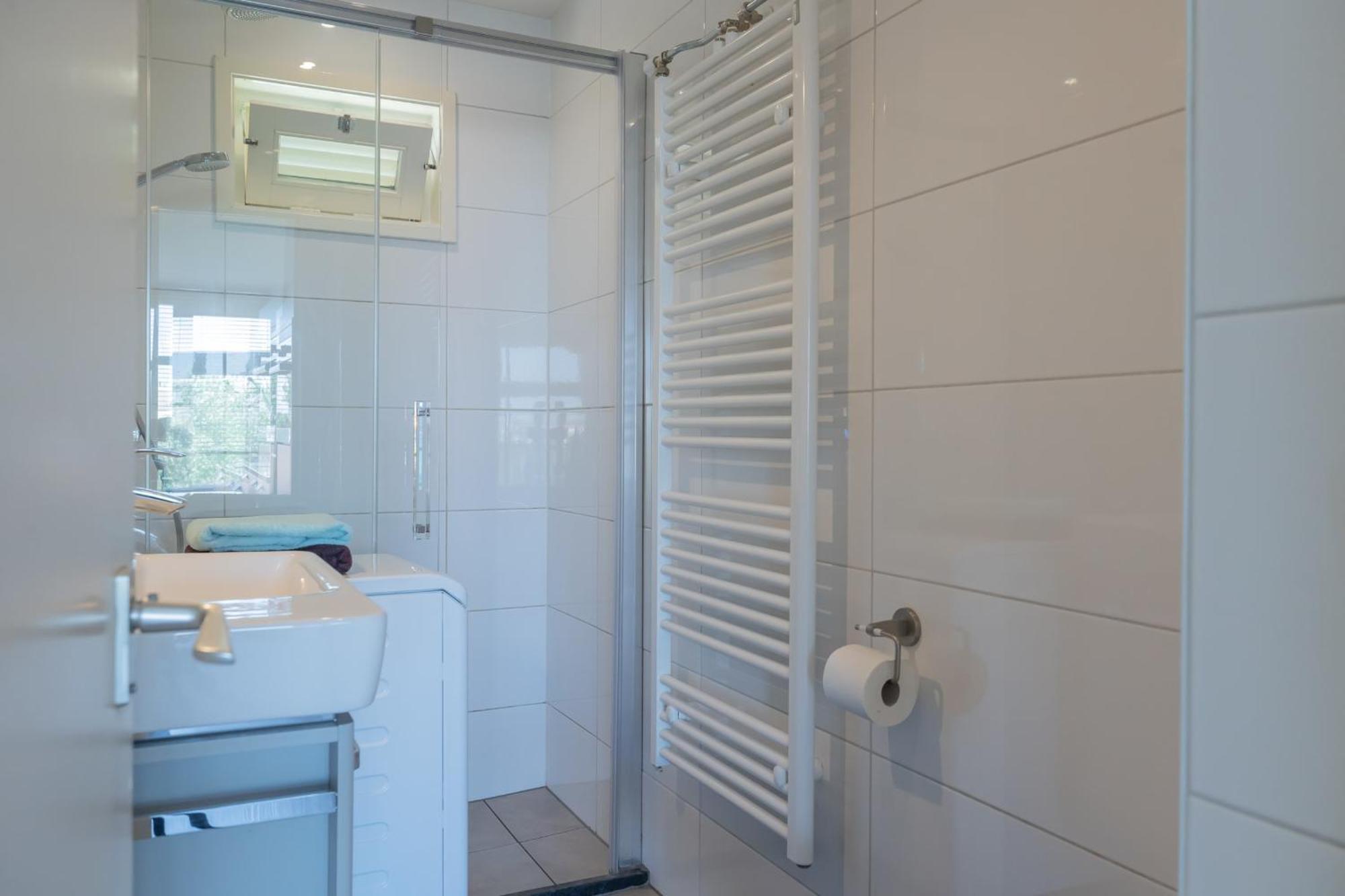 Apartment De Schelp 85